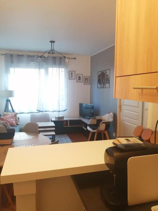 Appartamento Fadil Valenciennes Esterno foto