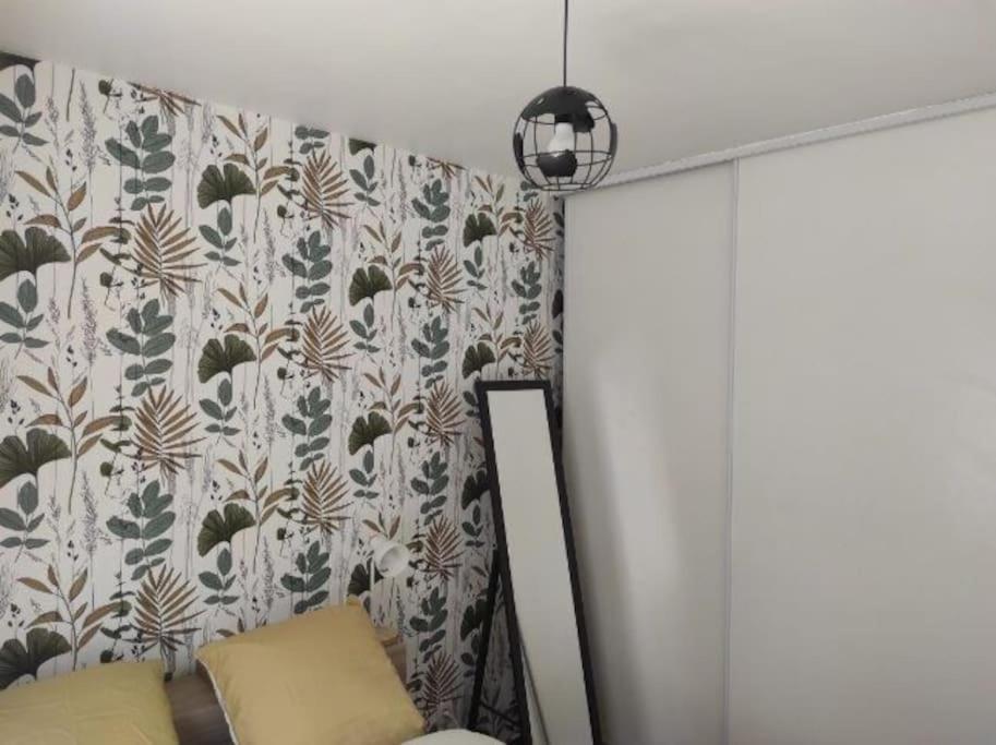 Appartamento Fadil Valenciennes Esterno foto